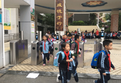 引入人臉識(shí)別門(mén)禁系統(tǒng)打造智慧安全校園